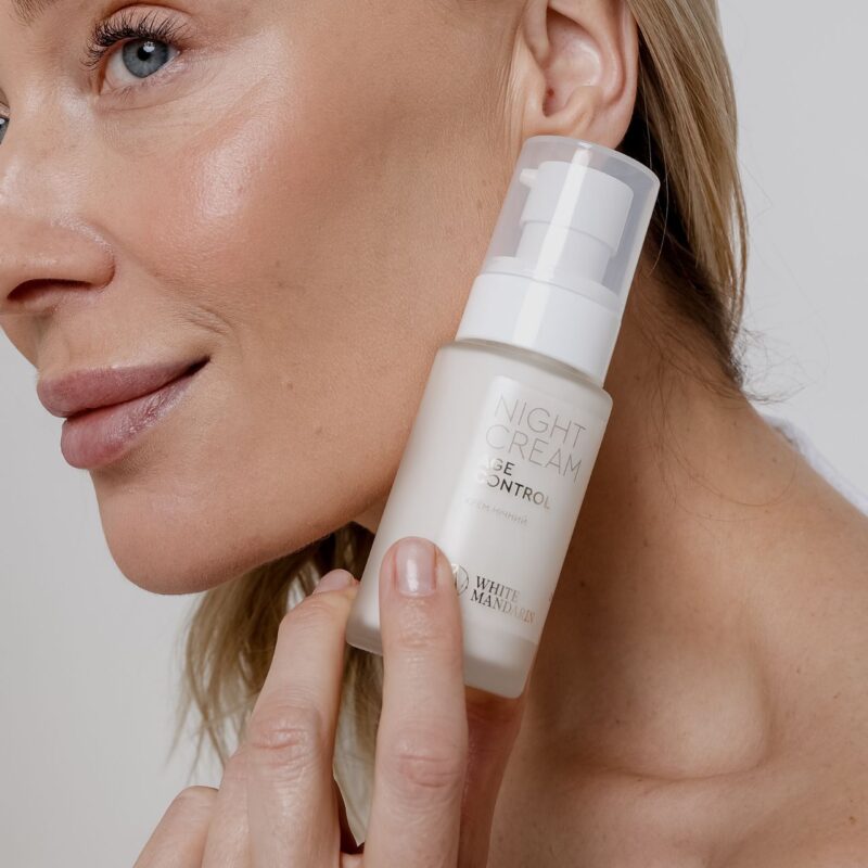 Нічний крем AGE CONTROL White Mandarin